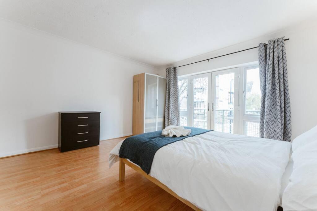 Up To 4 People, Room In A Share House Next To London Bridge ภายนอก รูปภาพ
